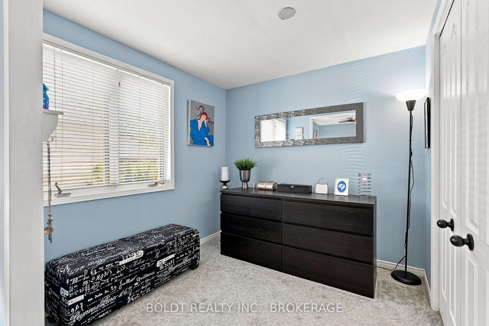16 Longfellow Avenue • St. Catharines, ON photo 11