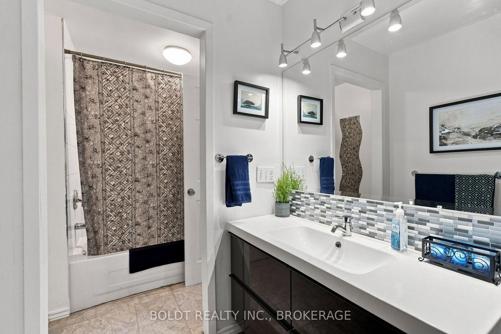 16 Longfellow Avenue • St. Catharines, ON photo 16