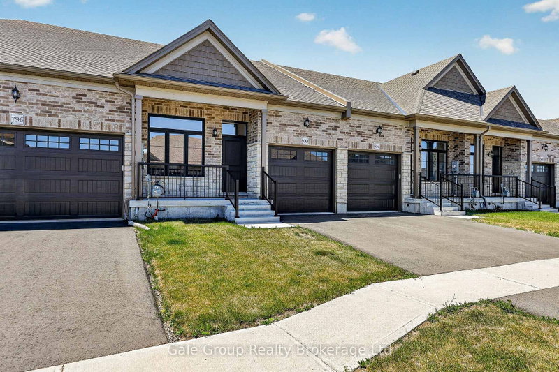 804 Garden Court Crescent