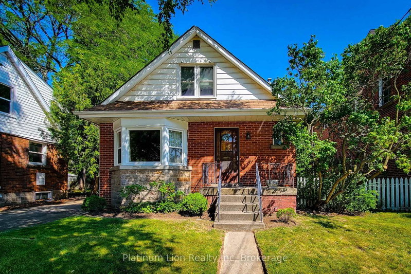 30 Sanders Boulevard