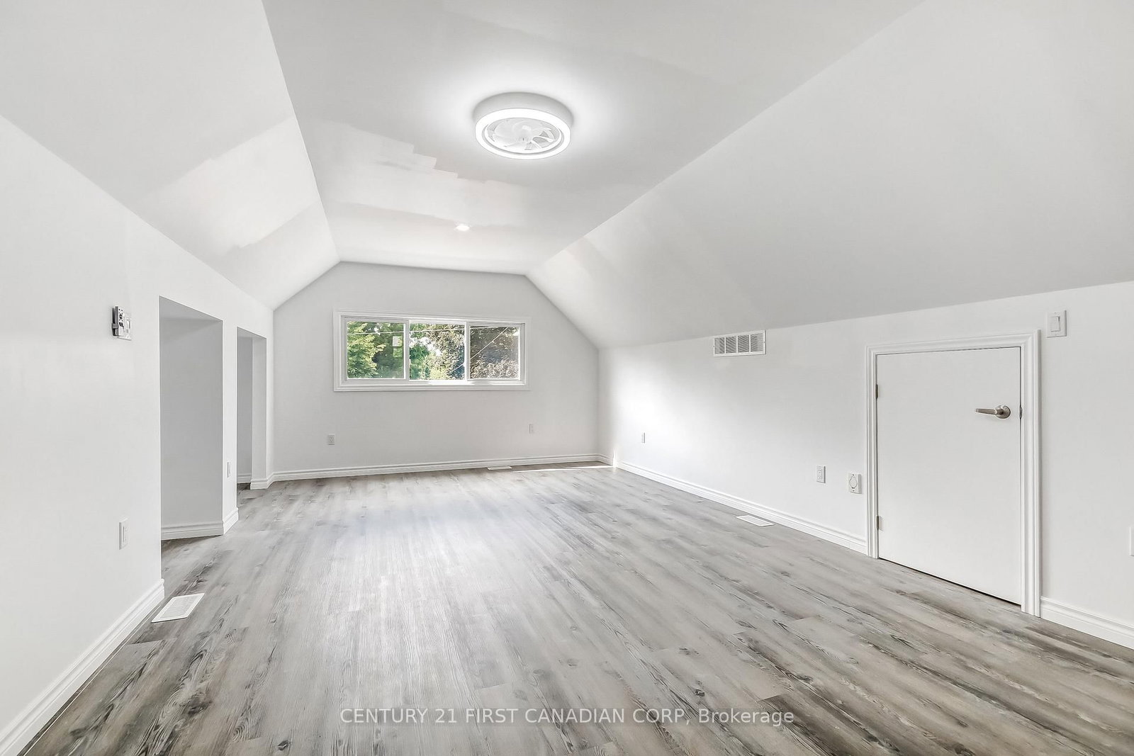 76 Chestnut Street • St. Thomas, ON photo 14