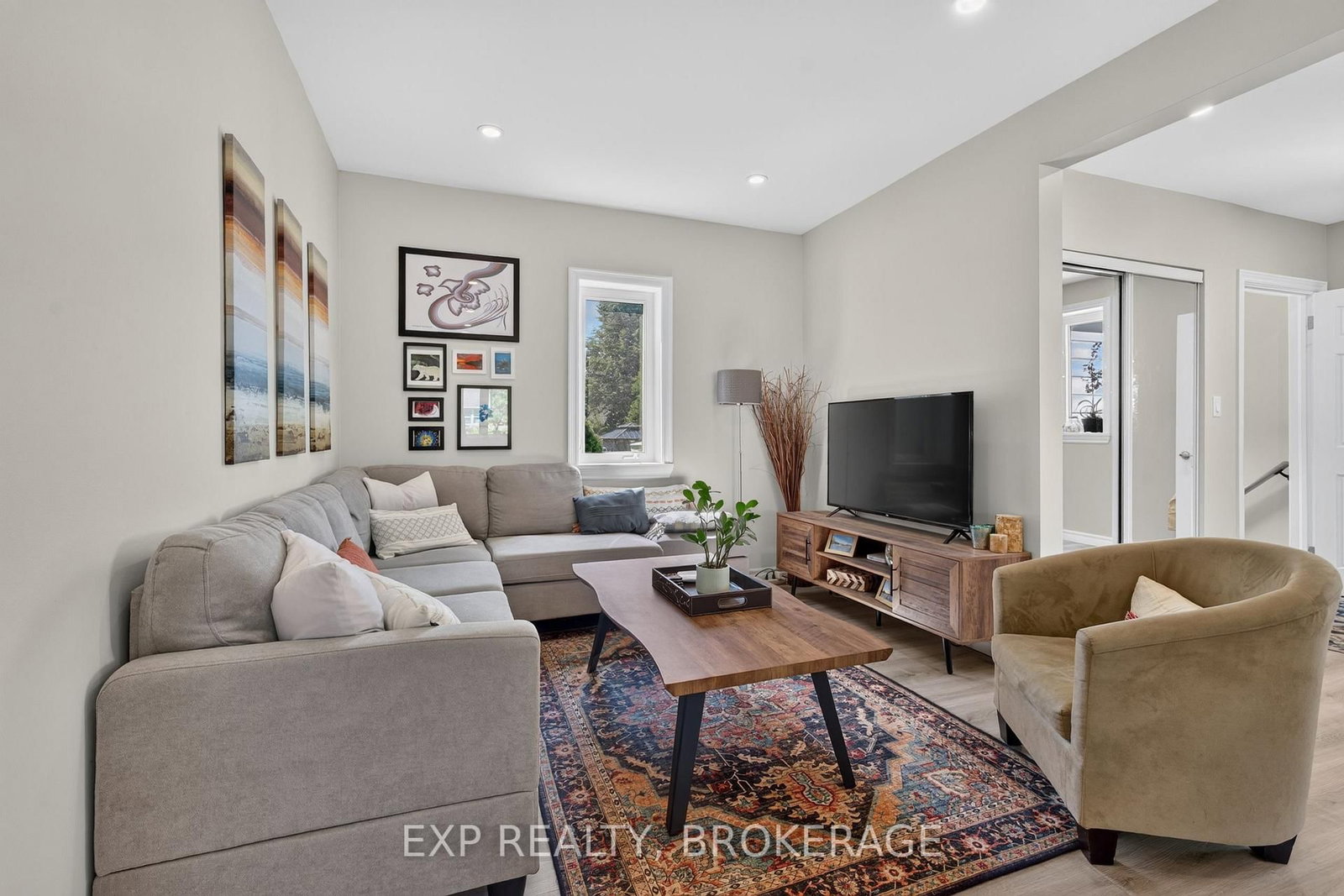 646 PORTSMOUTH Avenue • Kingston, ON photo 11
