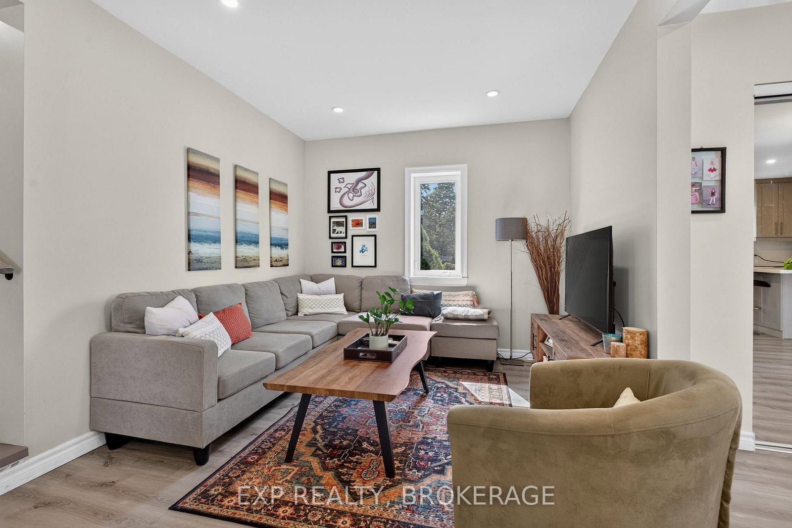 646 PORTSMOUTH Avenue • Kingston, ON photo 12