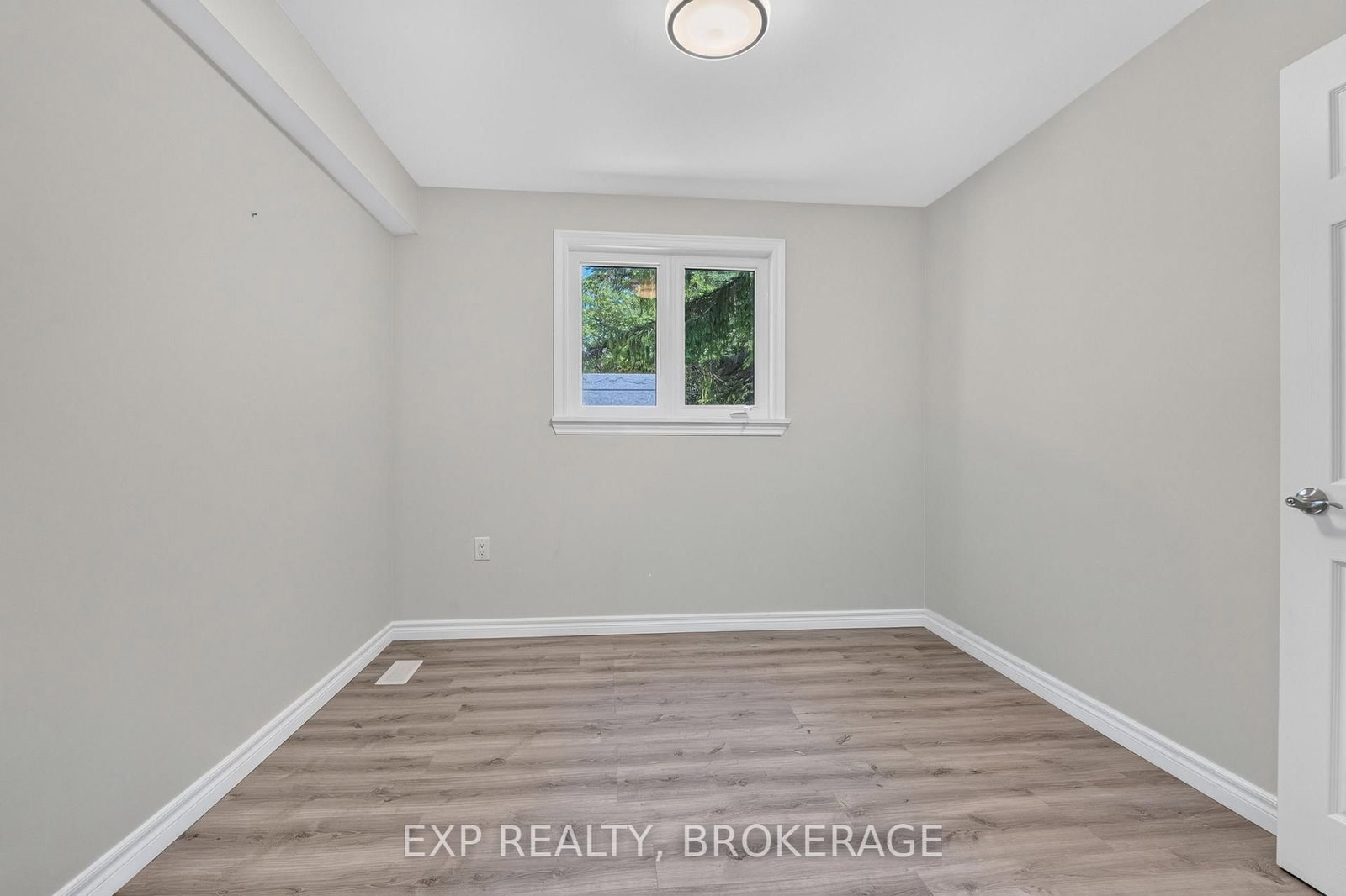 646 PORTSMOUTH Avenue • Kingston, ON photo 22