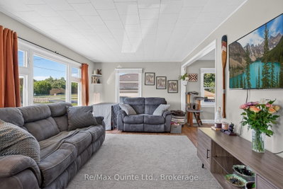 5 WILKINS Street • Belleville, ON photo 5