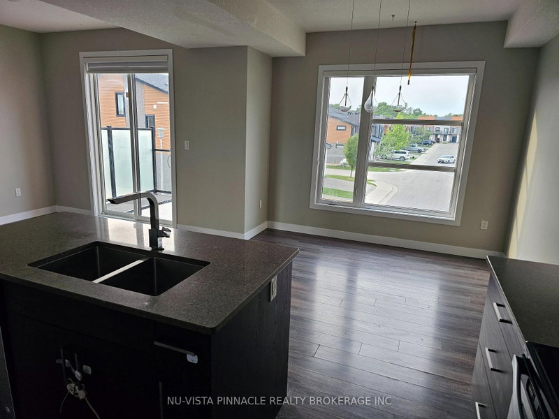 929 SARNIA Road