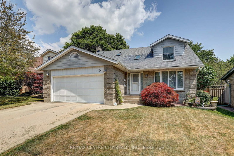 48 Clarendon Crescent