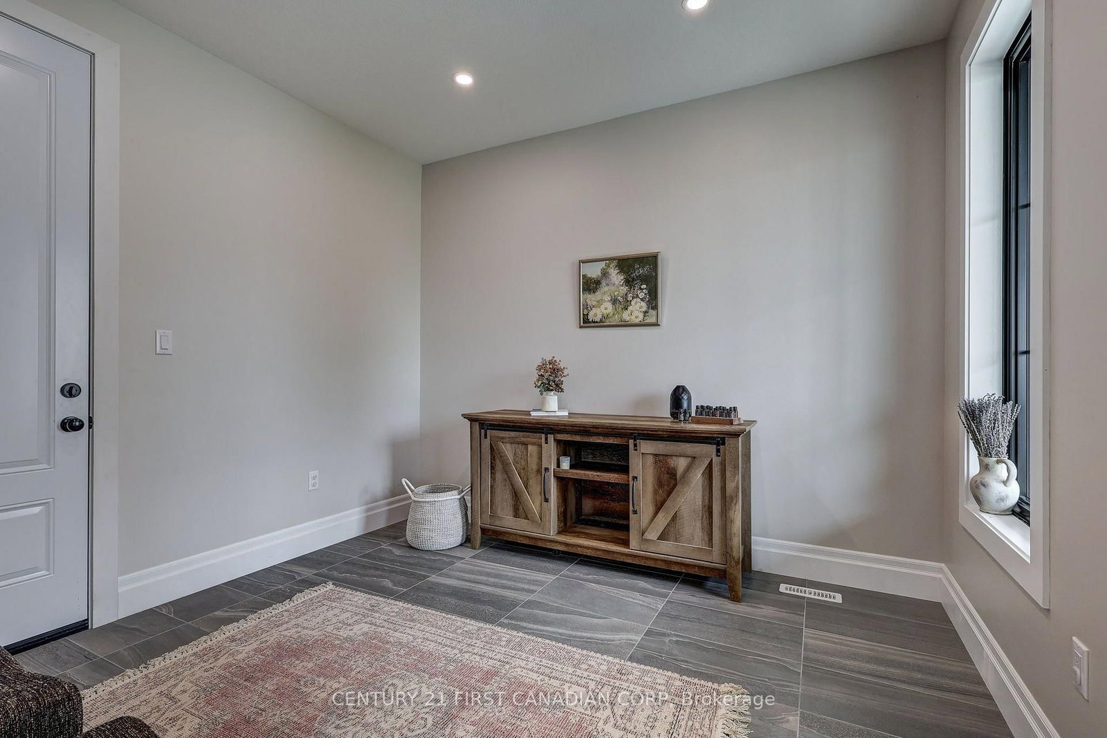 36369 Talbot Line • Southwold, ON photo 9