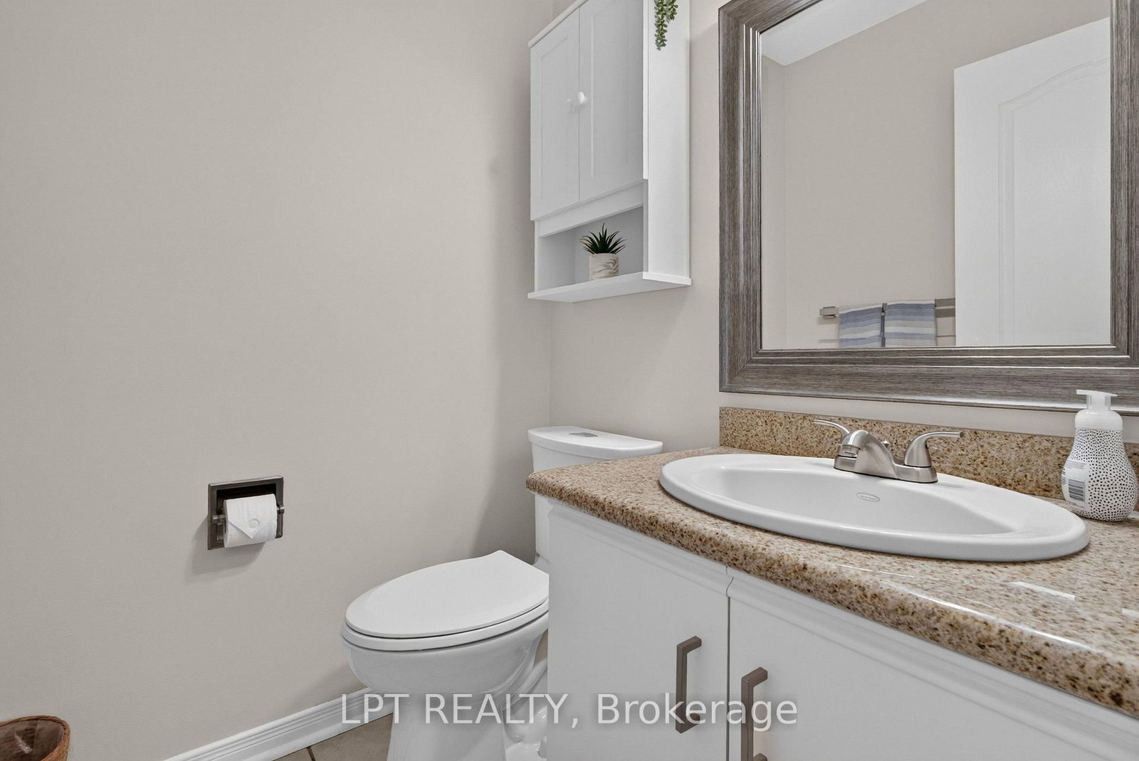 56 Victor Street • Stittsville, ON photo 15