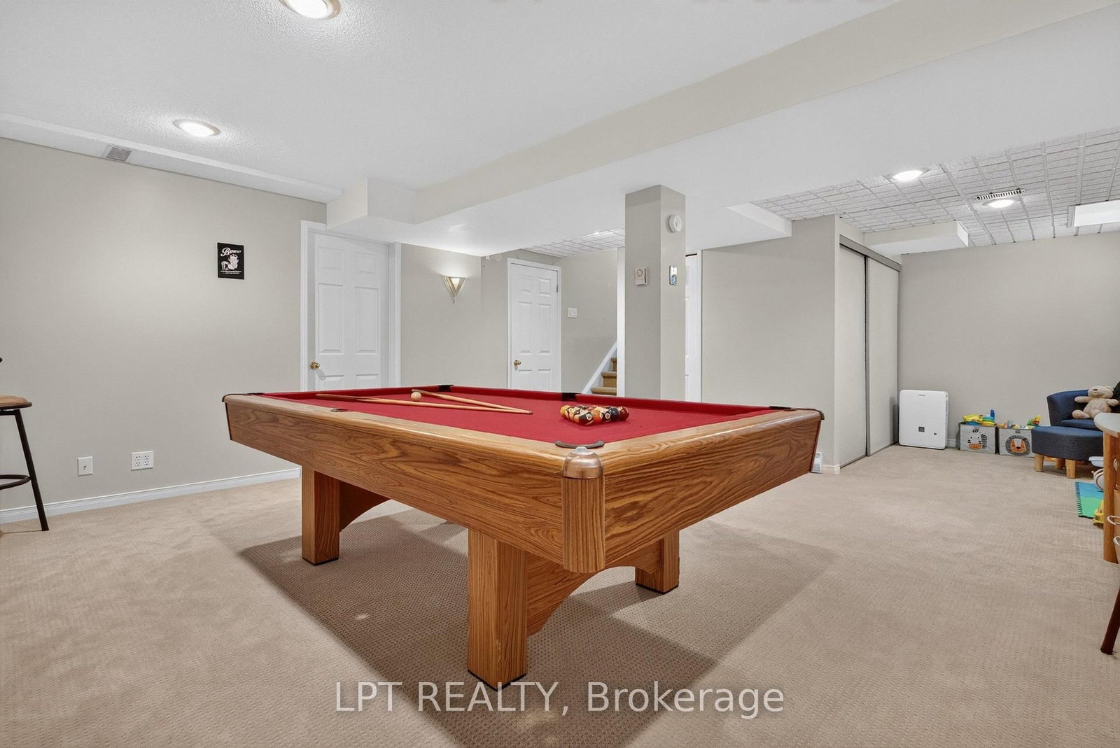 56 Victor Street • Stittsville, ON photo 30
