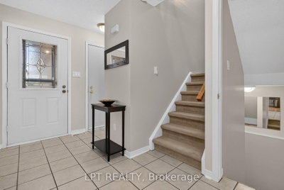 56 Victor Street • Stittsville, ON photo 4