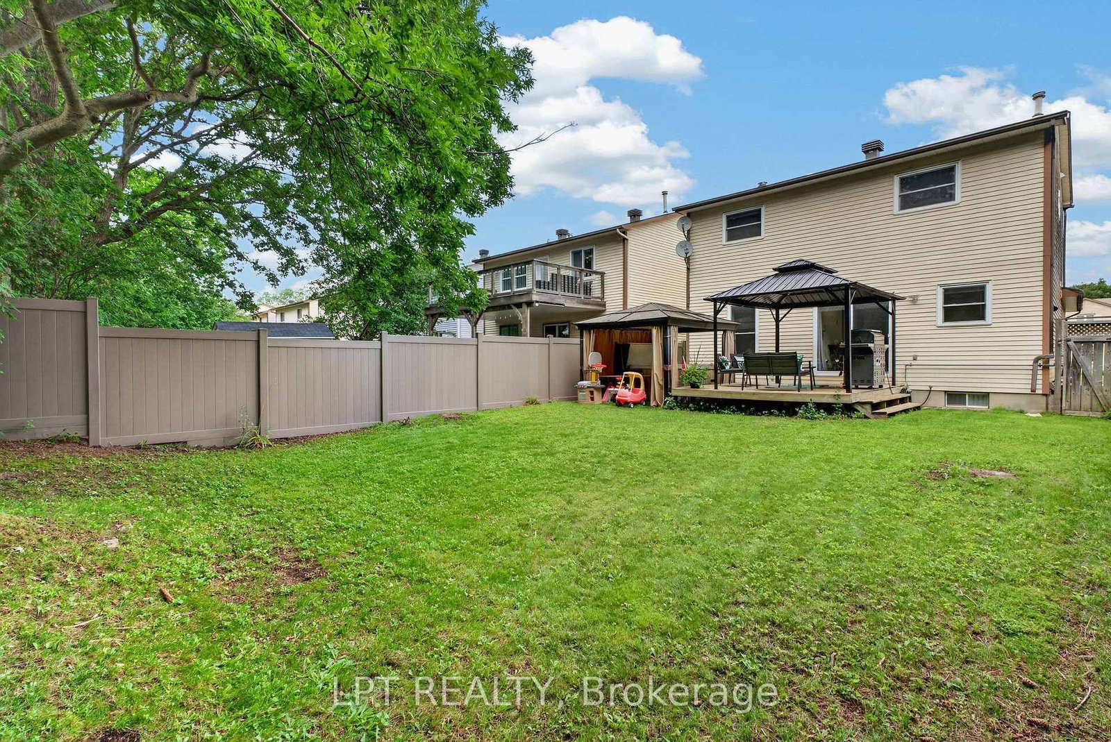 56 Victor Street • Stittsville, ON photo 43