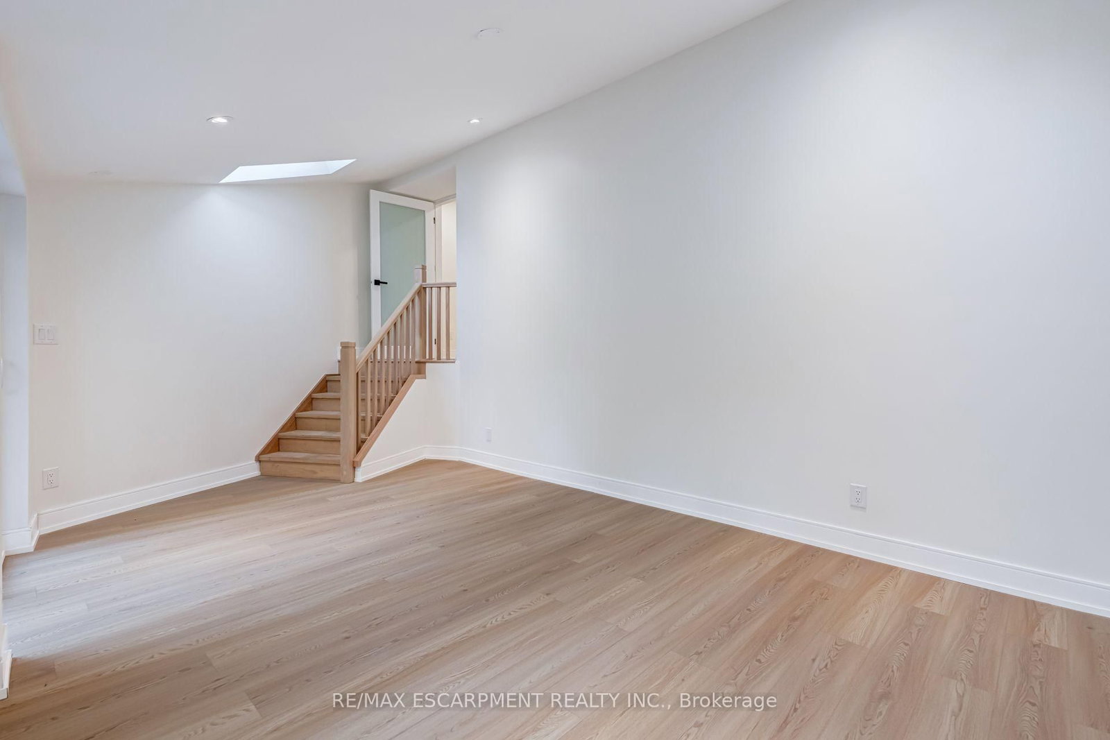 63 Hardale Crescent • Hamilton, ON photo 26