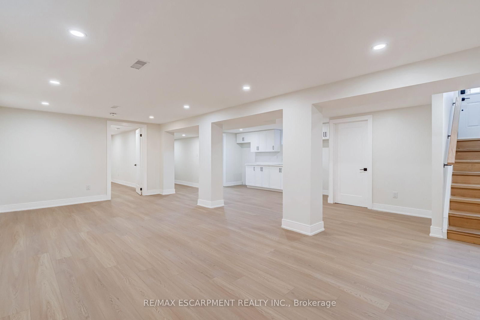 63 Hardale Crescent • Hamilton, ON photo 31