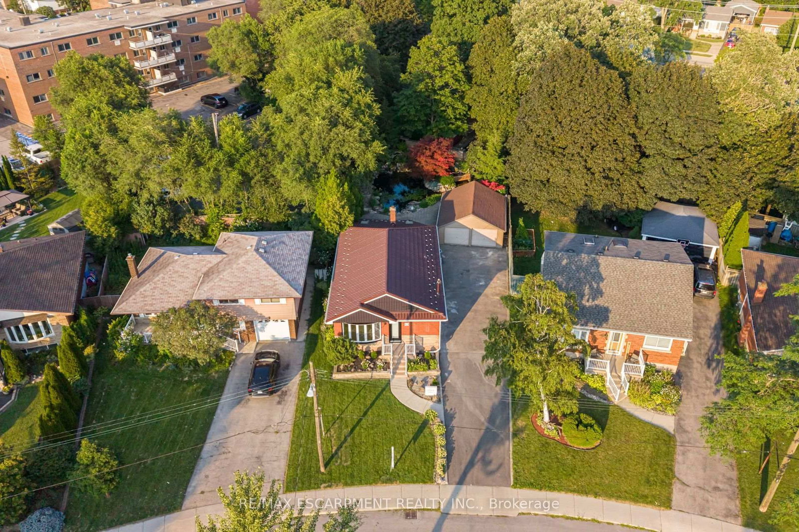 63 Hardale Crescent • Hamilton, ON photo 7