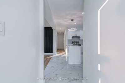 63 Hardale Crescent • Hamilton, ON photo 9