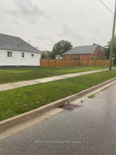 Lot 57 Briscoe Street W