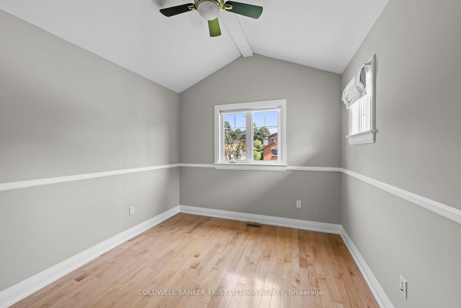 199 Mountbatten Avenue • Ottawa, ON photo 37