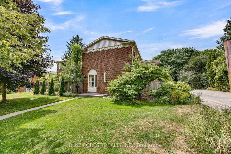 28 - 408 Homestead Court