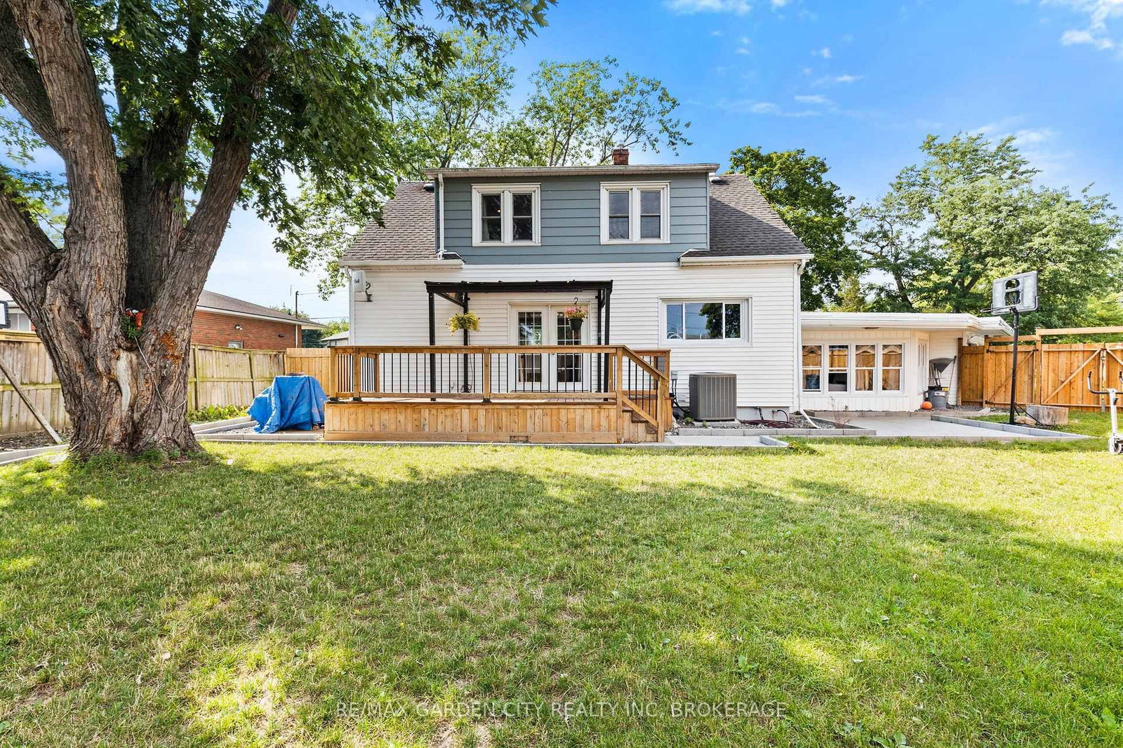 151 St George Street • Welland, ON photo 25