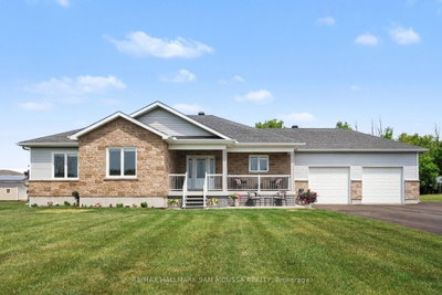 105 Danika Street • Clarence-Rockland, ON photo 3