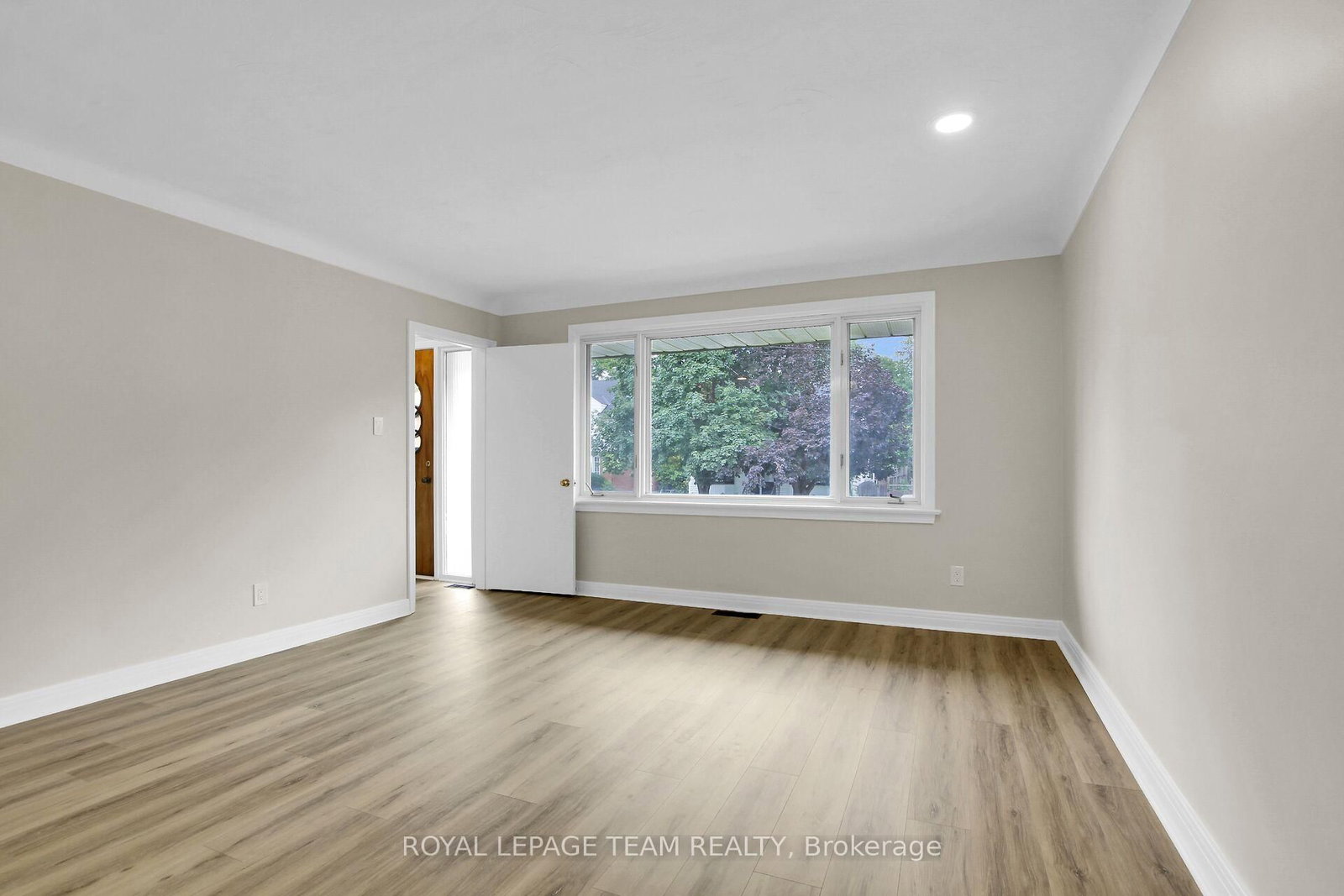 616 Westview Avenue • Ottawa, ON photo 7