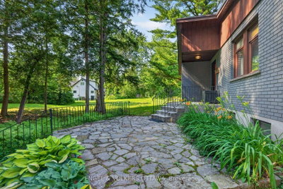 4167 Farmers Way • Carlsbad Springs, ON photo 6