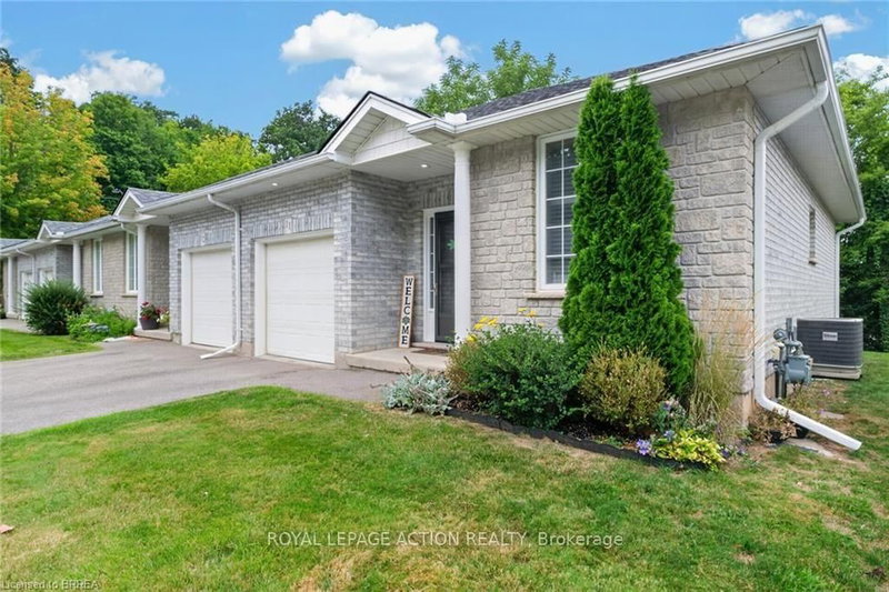 11 - 219 Shellard Lane