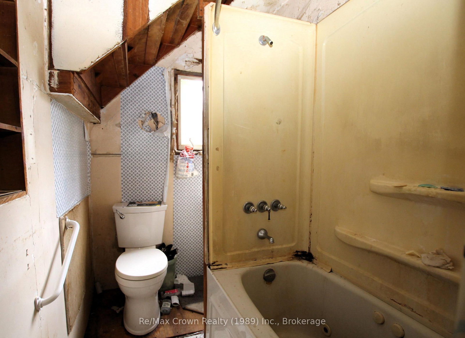 6958 534 Highway • Parry Sound Remote Area, ON photo 9