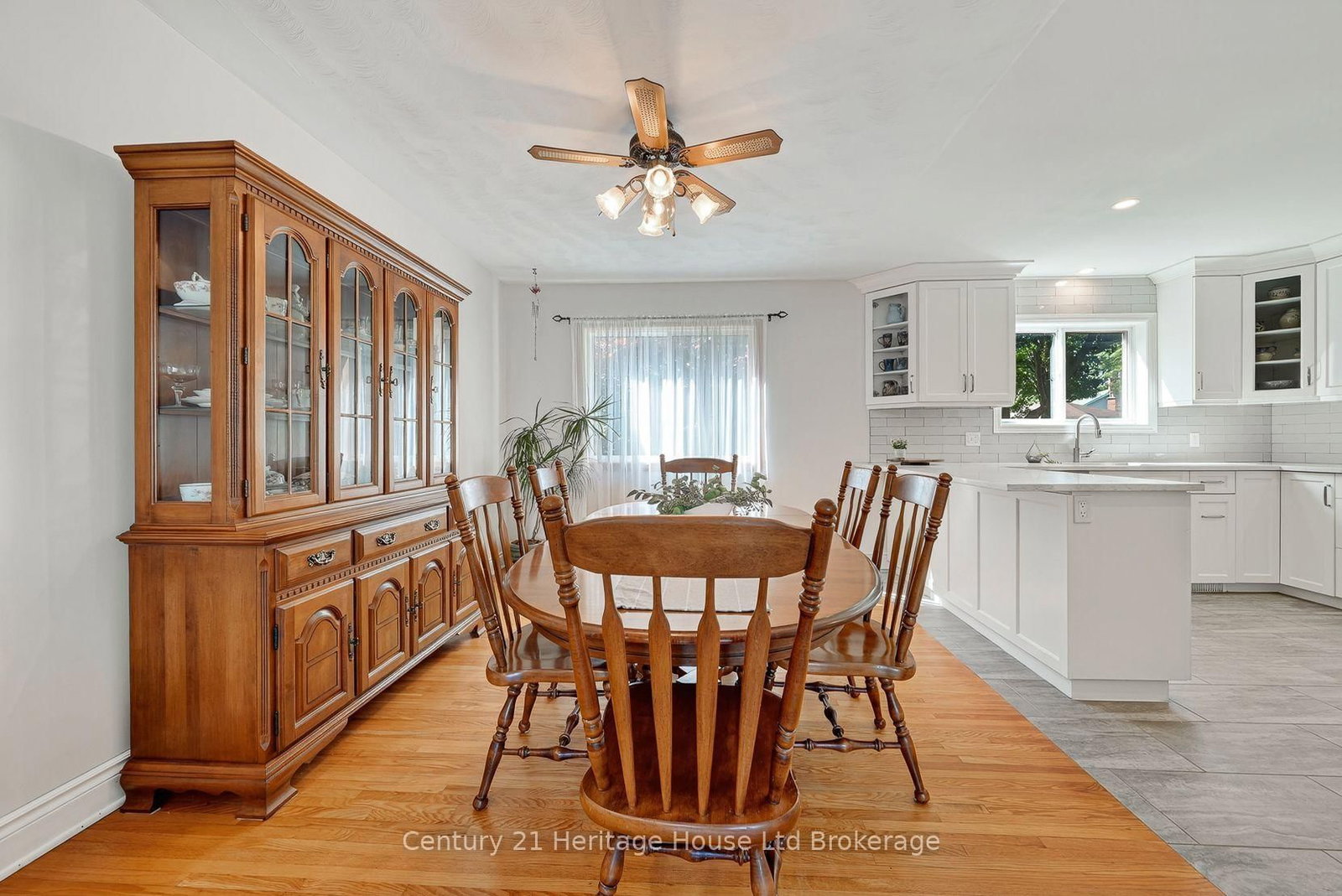 812 Hughson Street • Woodstock, ON photo 12