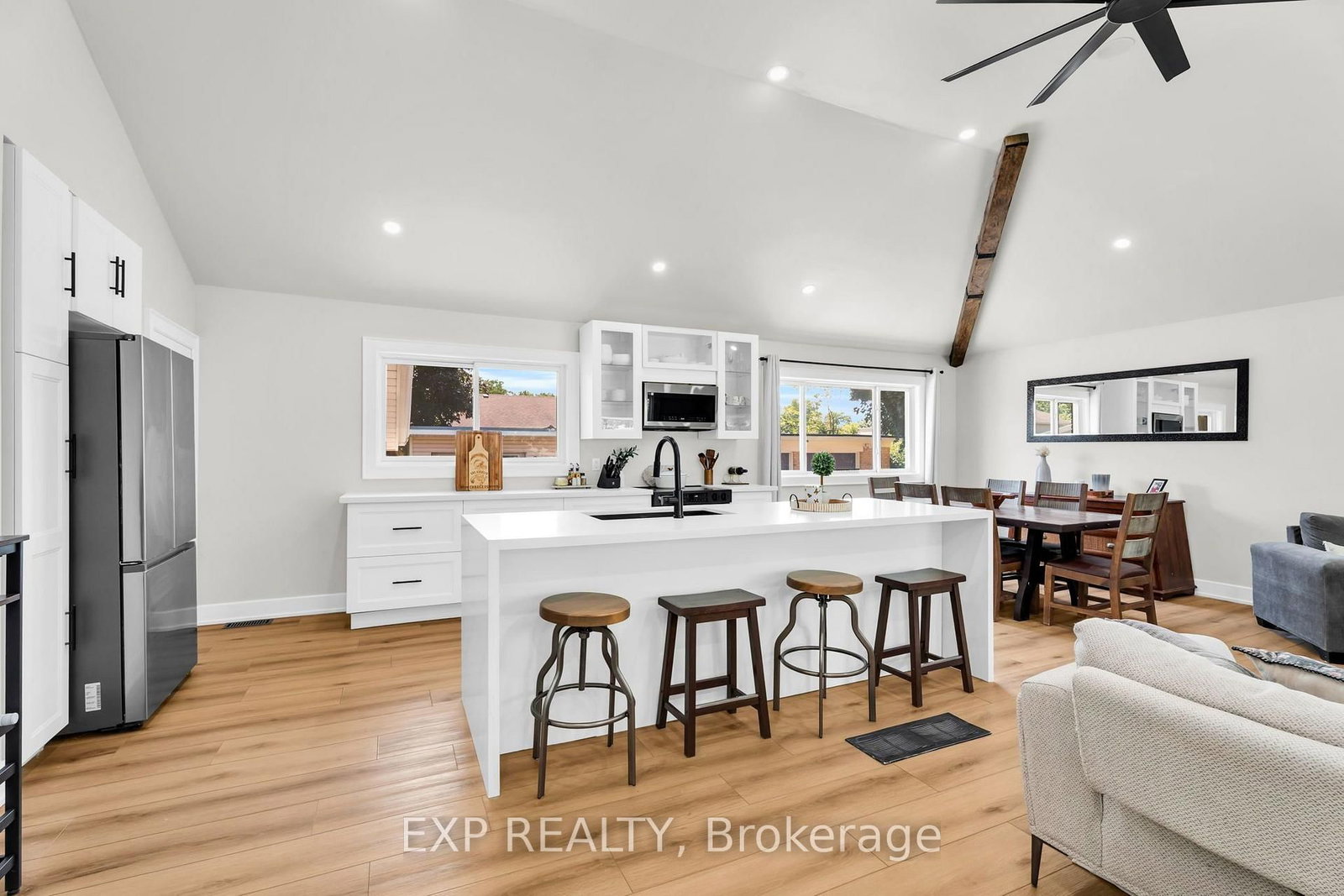 19 Woodman Drive • Brantford, ON photo 10