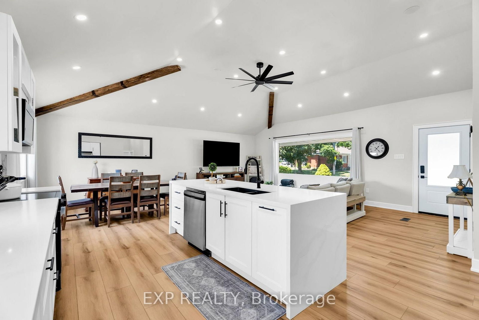19 Woodman Drive • Brantford, ON photo 15