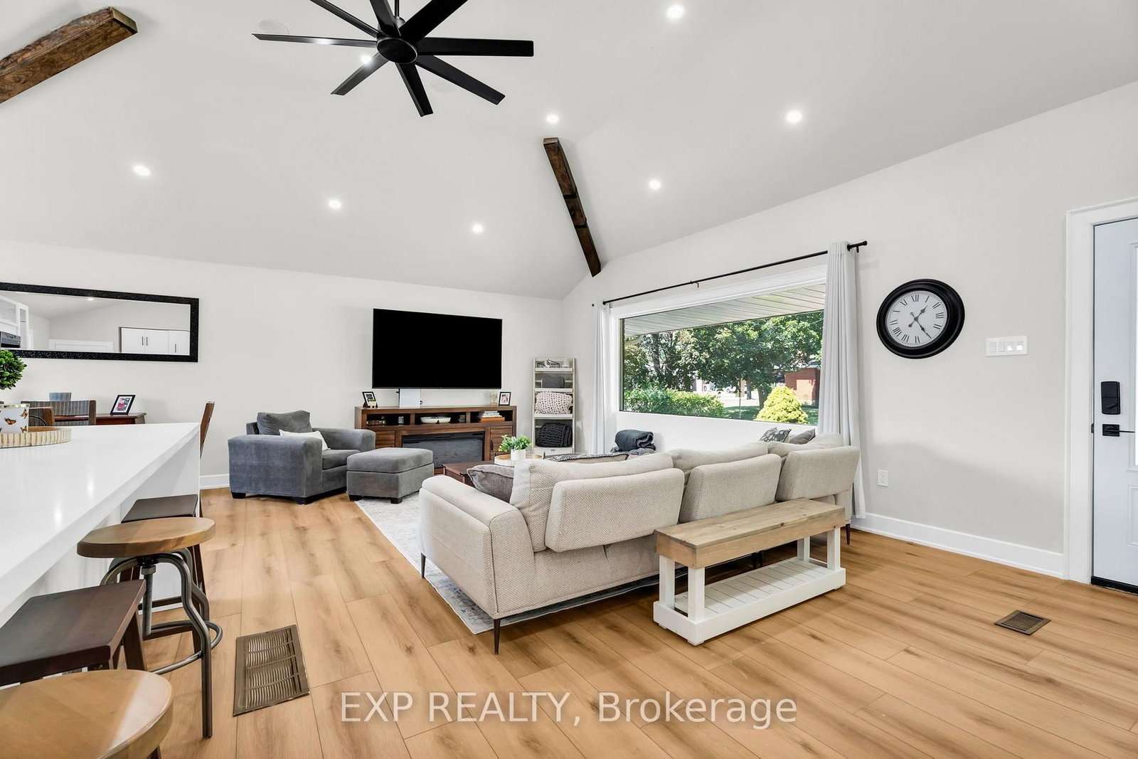 19 Woodman Drive • Brantford, ON photo 17