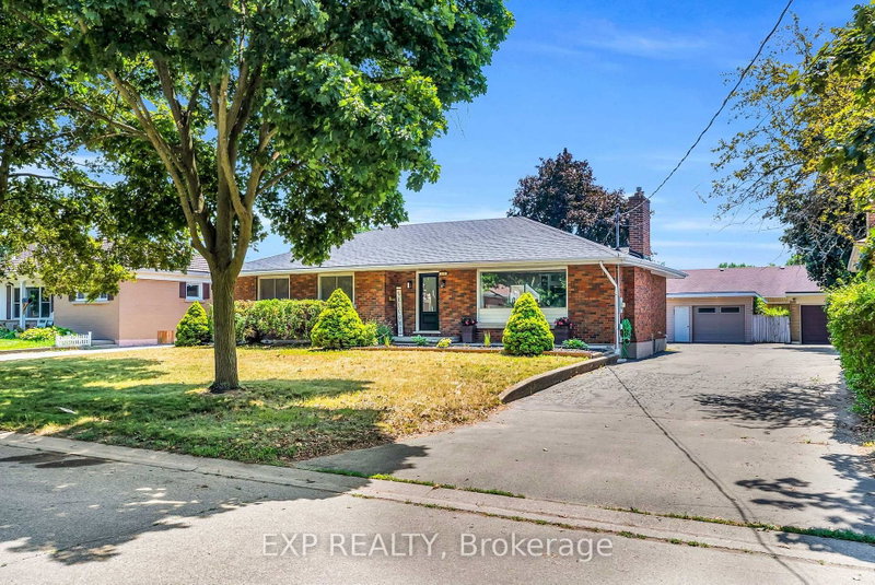 19 Woodman Drive