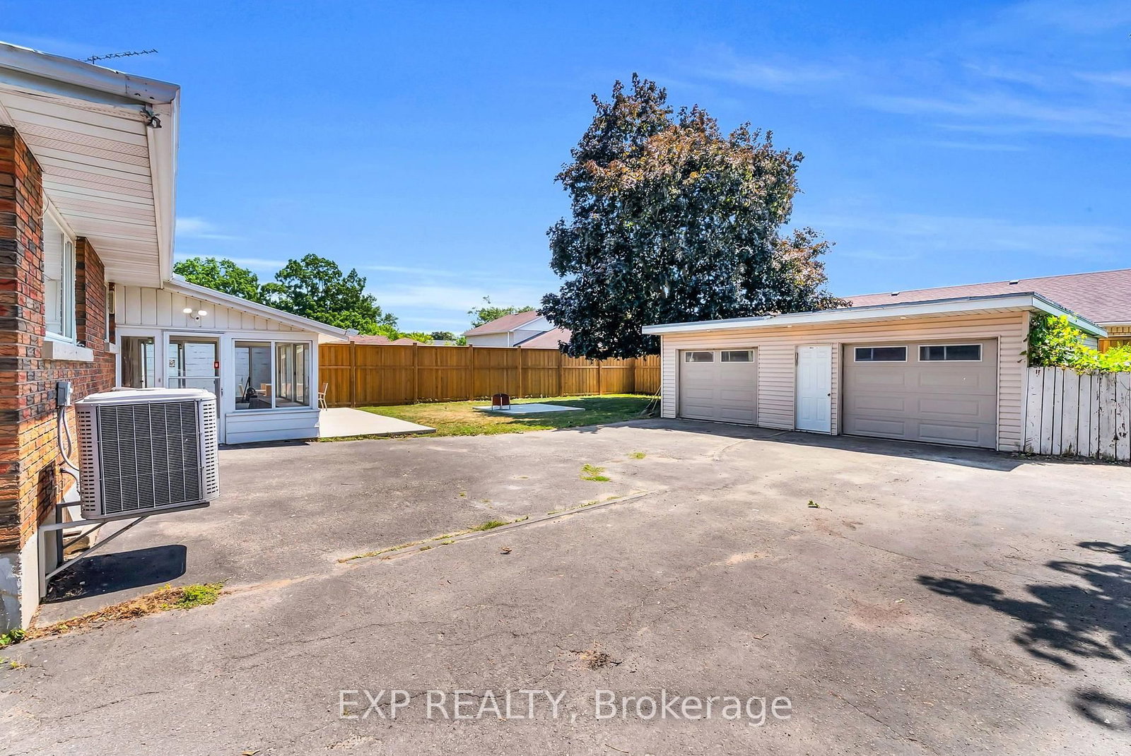 19 Woodman Drive • Brantford, ON photo 38