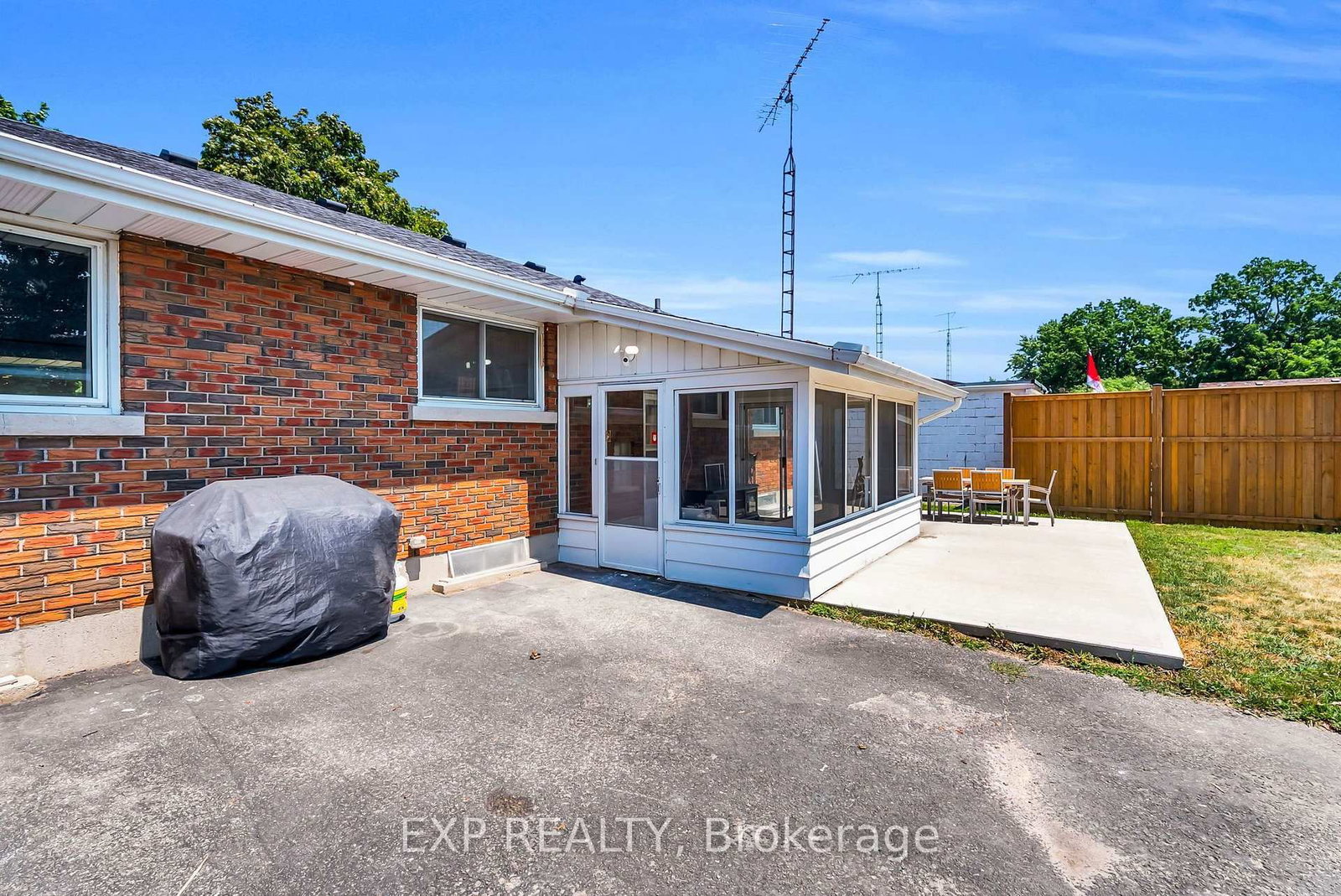 19 Woodman Drive • Brantford, ON photo 39