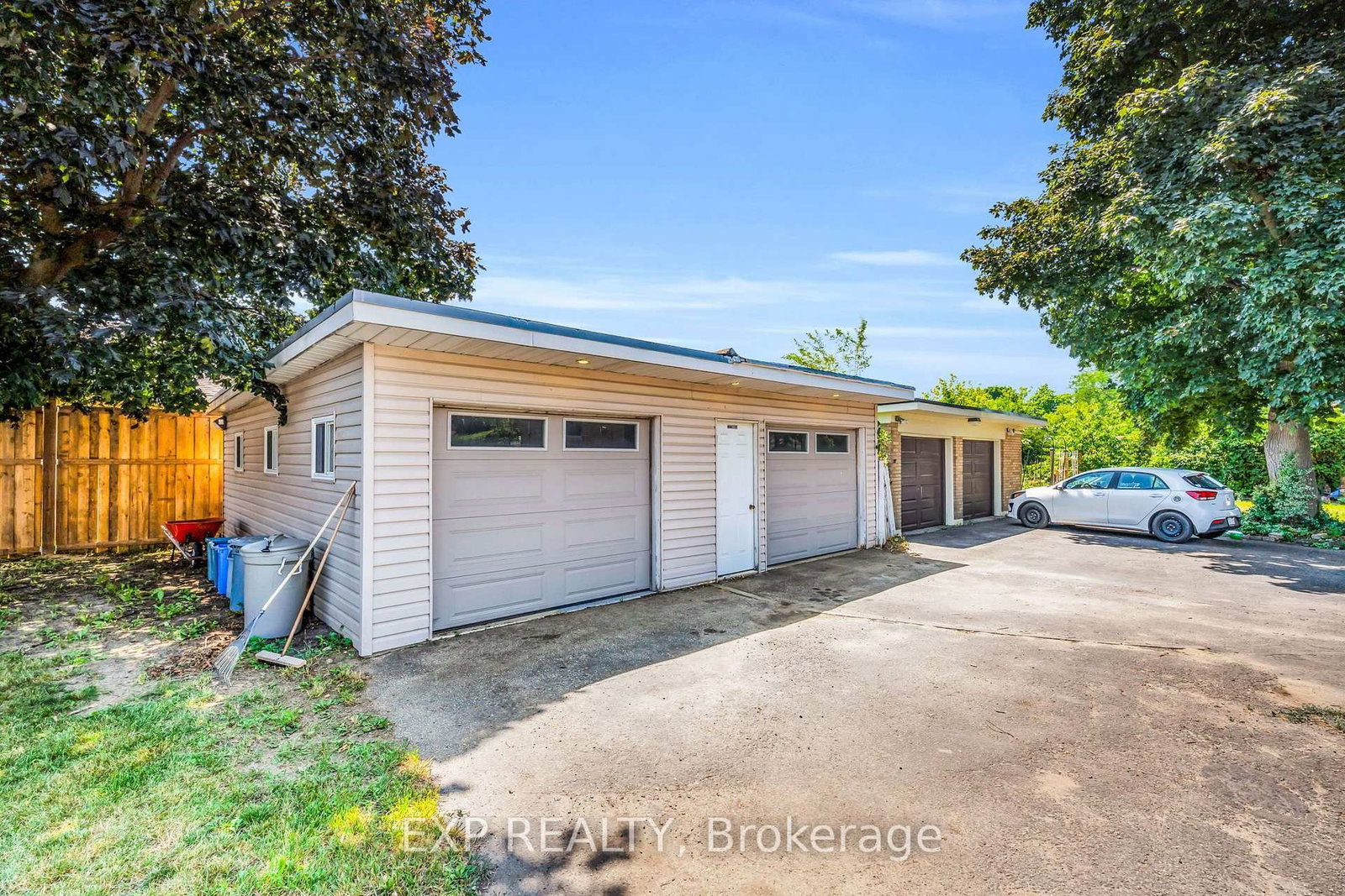 19 Woodman Drive • Brantford, ON photo 45