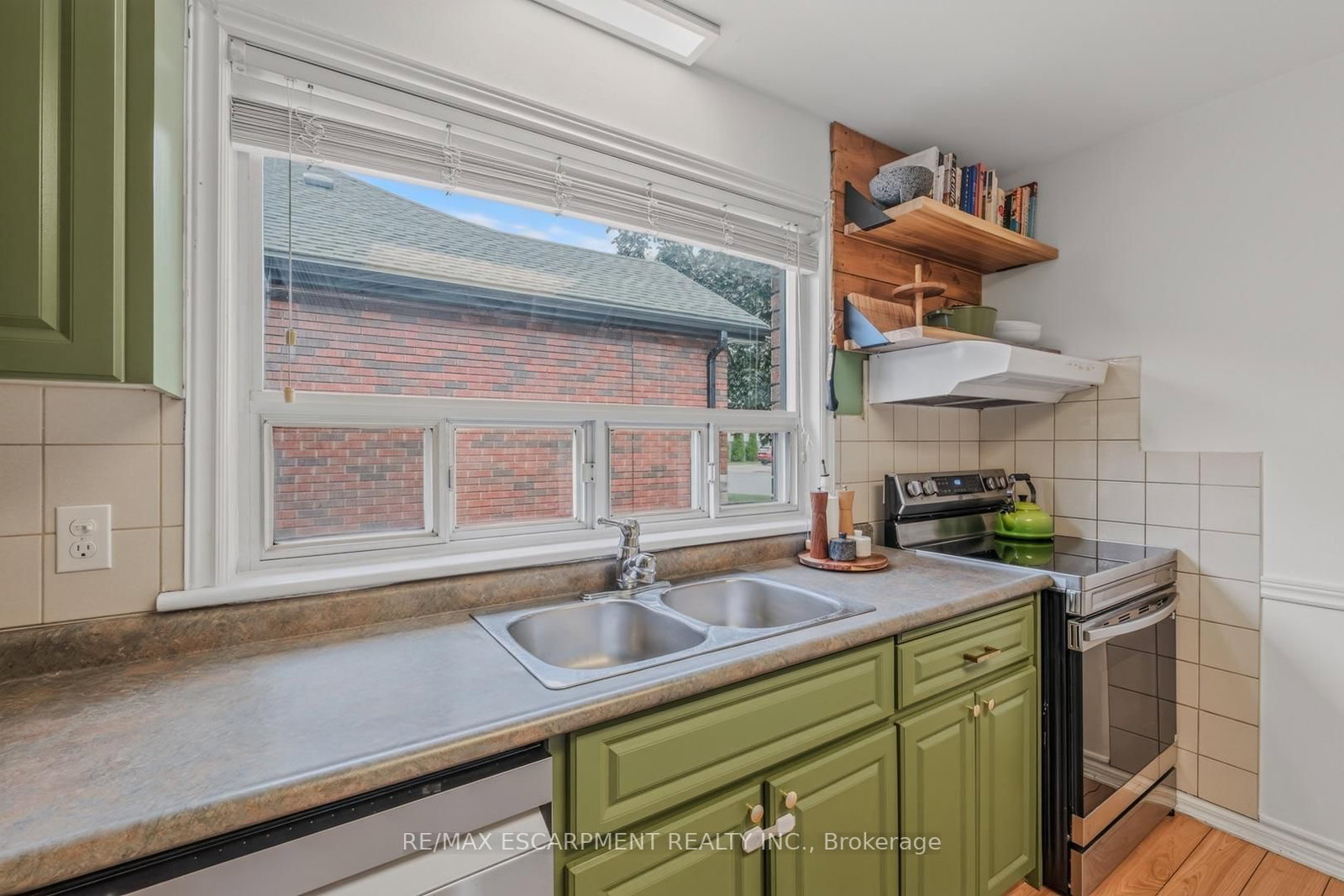 66 Paling Court • Hamilton, ON photo 12