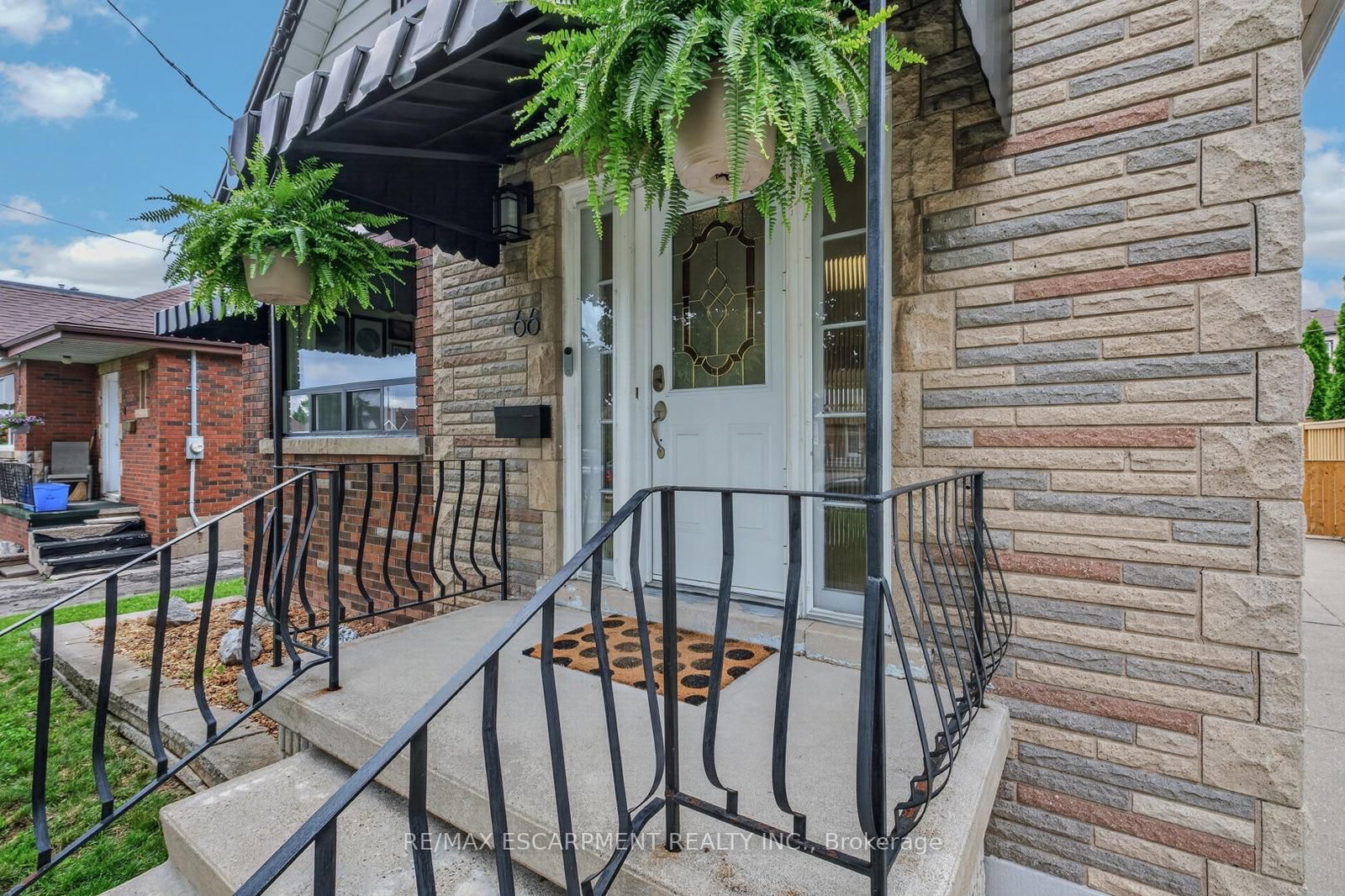 66 Paling Court • Hamilton, ON photo 5