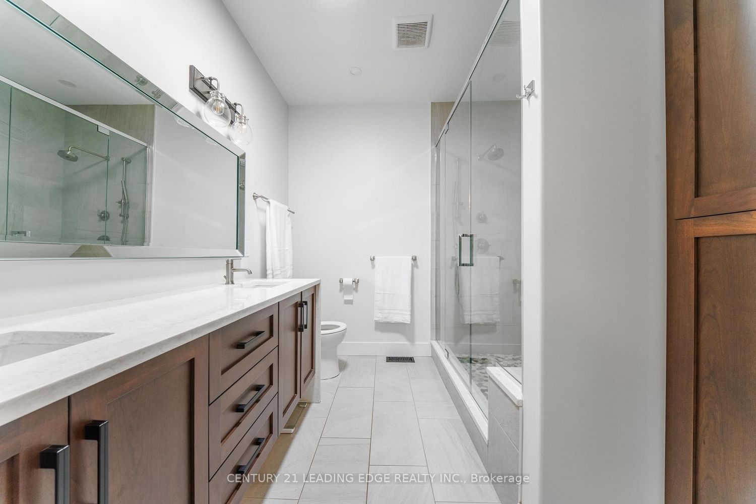9 Leaside Street • Prince Edward County, ON photo 28