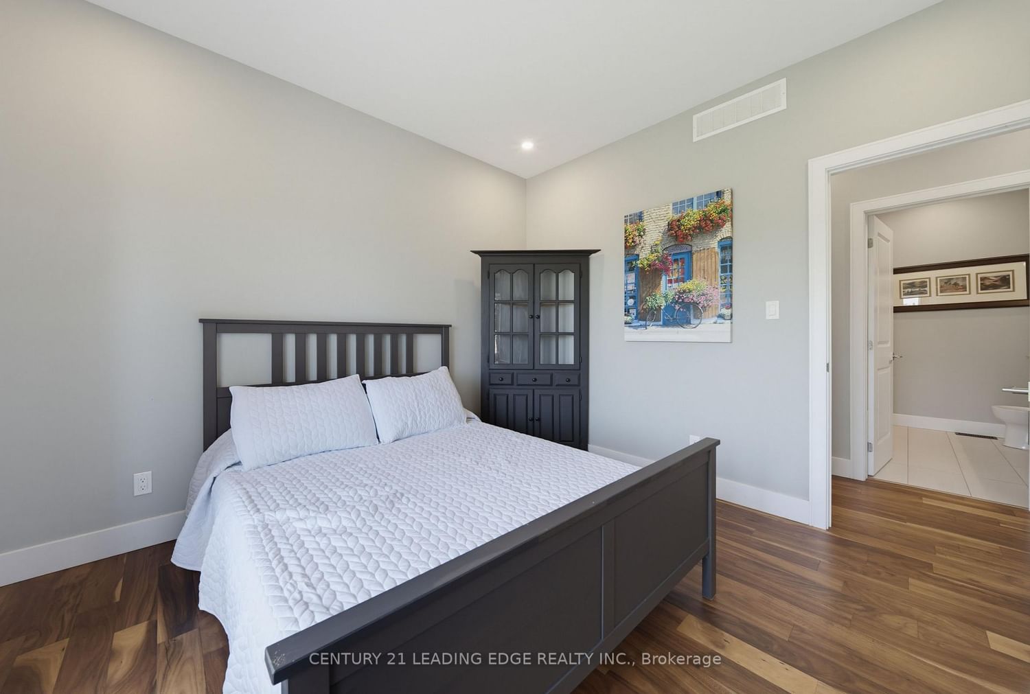 9 Leaside Street • Prince Edward County, ON photo 30