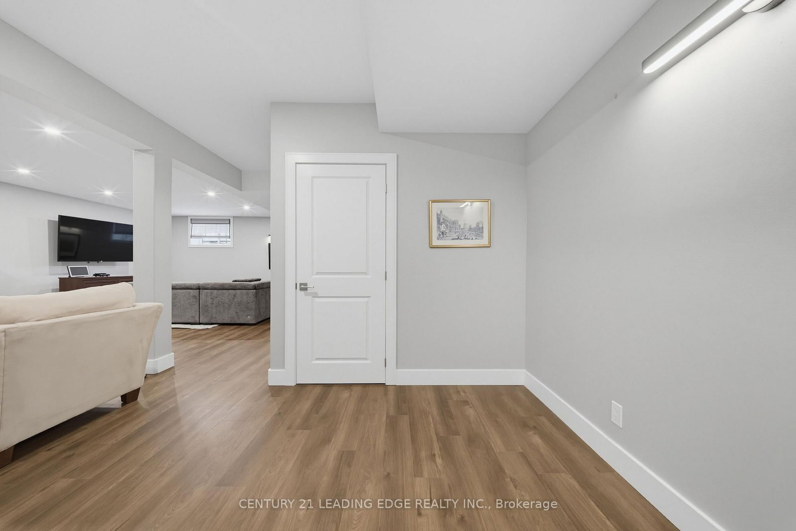 9 Leaside Street • Prince Edward County, ON photo 38