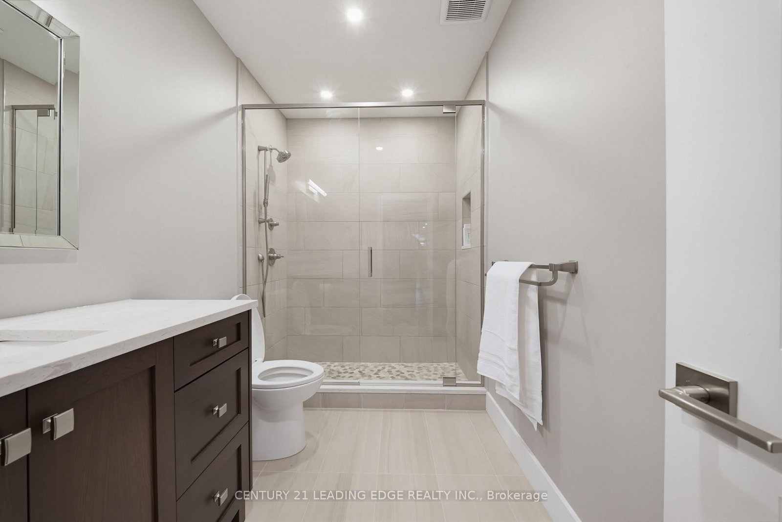 9 Leaside Street • Prince Edward County, ON photo 39