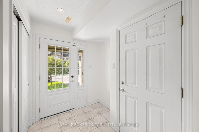 66 Fallengale Crescent