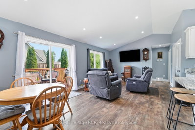 358 5th Street • Hanover, ON photo 5