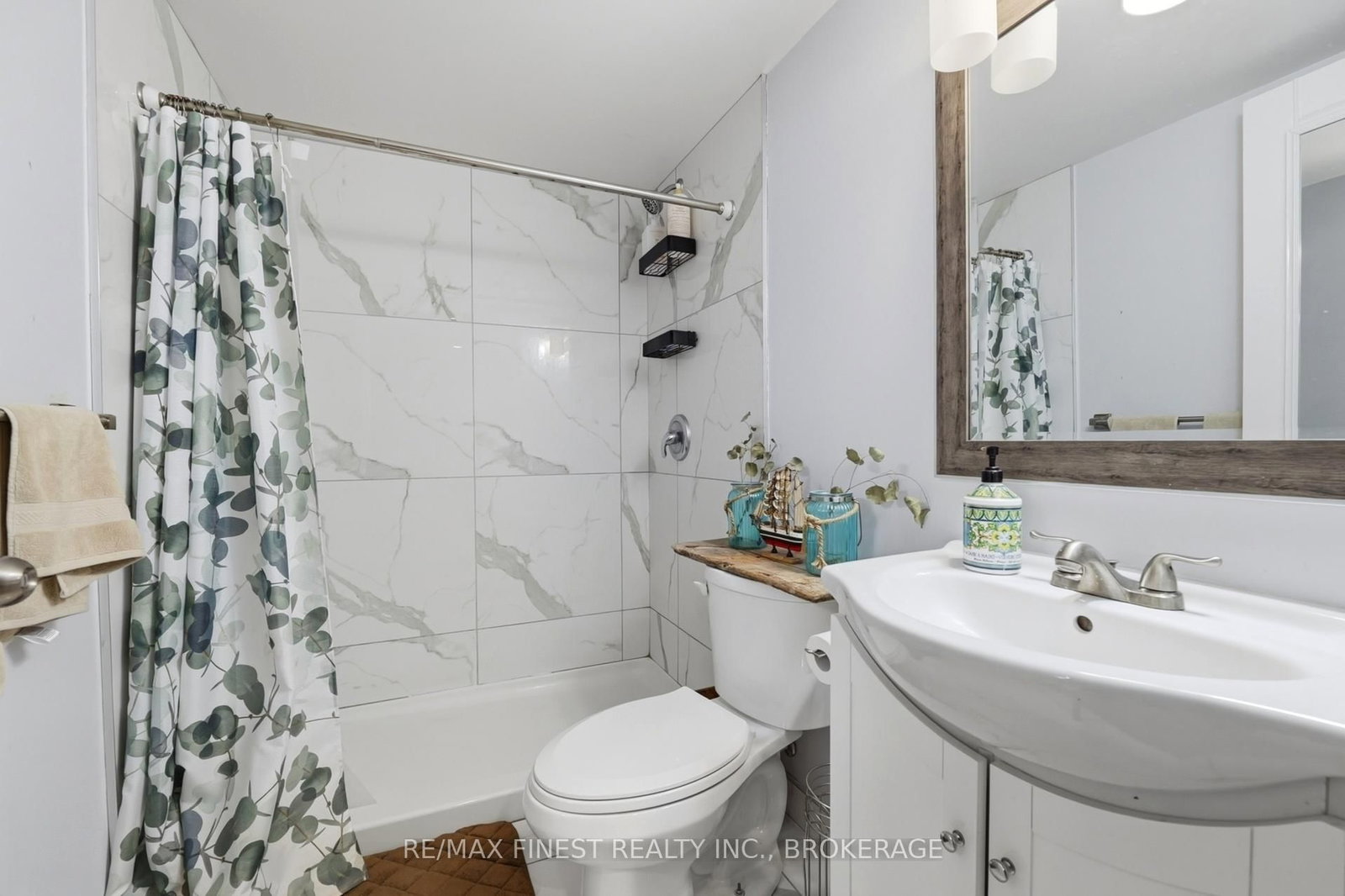 116 FIRESIDE Court • Kingston, ON photo 17
