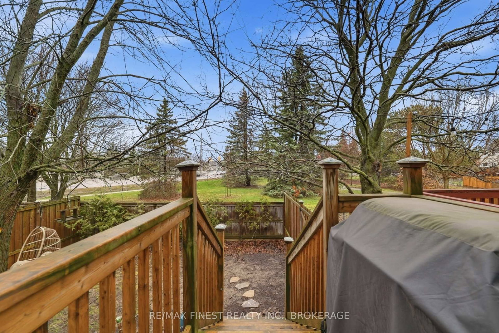116 FIRESIDE Court • Kingston, ON photo 20