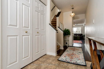 116 FIRESIDE Court • Kingston, ON photo 6