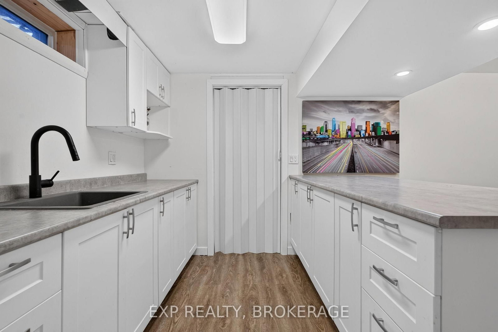 659 SUSSEX Boulevard • Kingston, ON photo 23