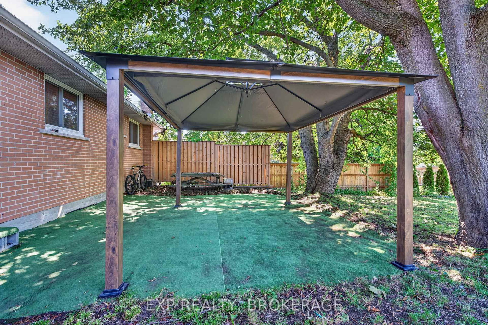 659 SUSSEX Boulevard • Kingston, ON photo 26